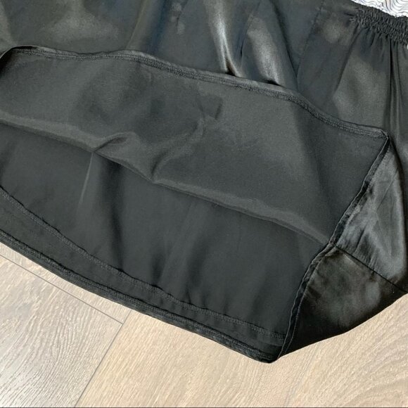 Revolve Mink Pink Women's Satin Mini Dress Stripes Short Sleeve Black White S - Picture 10 of 16